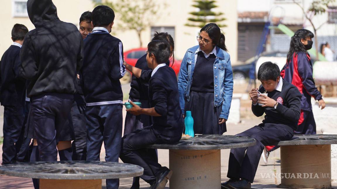 Educación en línea y restricciones a actividades al aire libre, incluye el protocolo para climas extremos en Coahuila