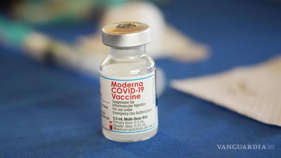 Moderna pide a a la FDA de su autorización a su vacuna actualizada contra el COVID-19