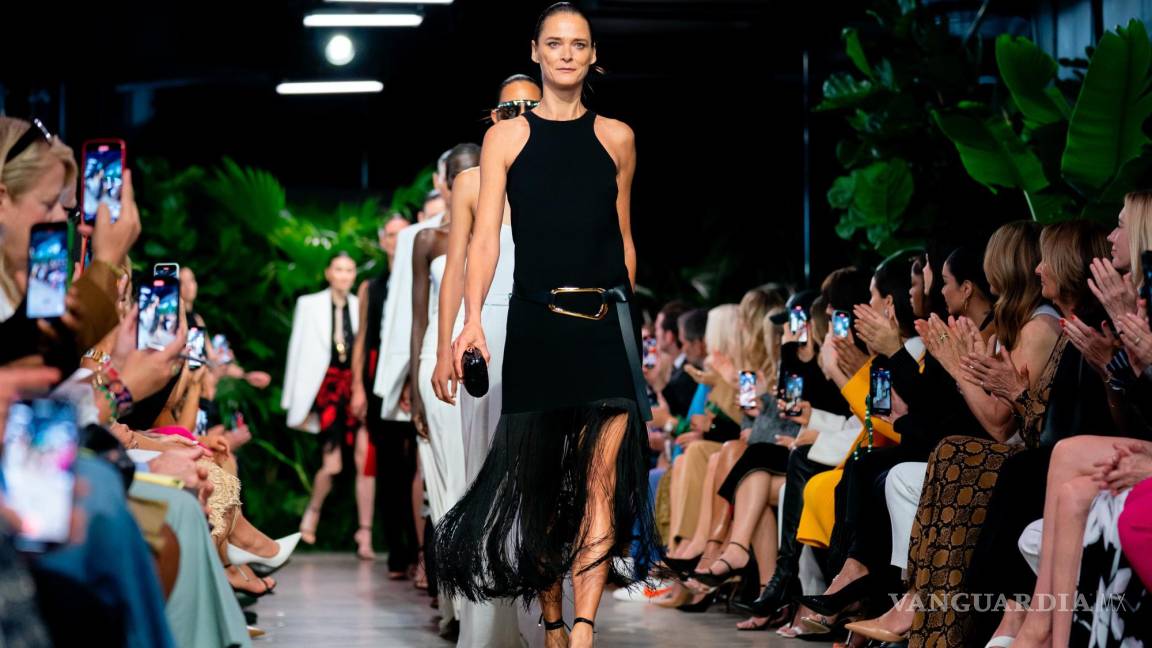 $!La colección de Michael Kors se modela durante la Semana de la Moda de Nueva York.
