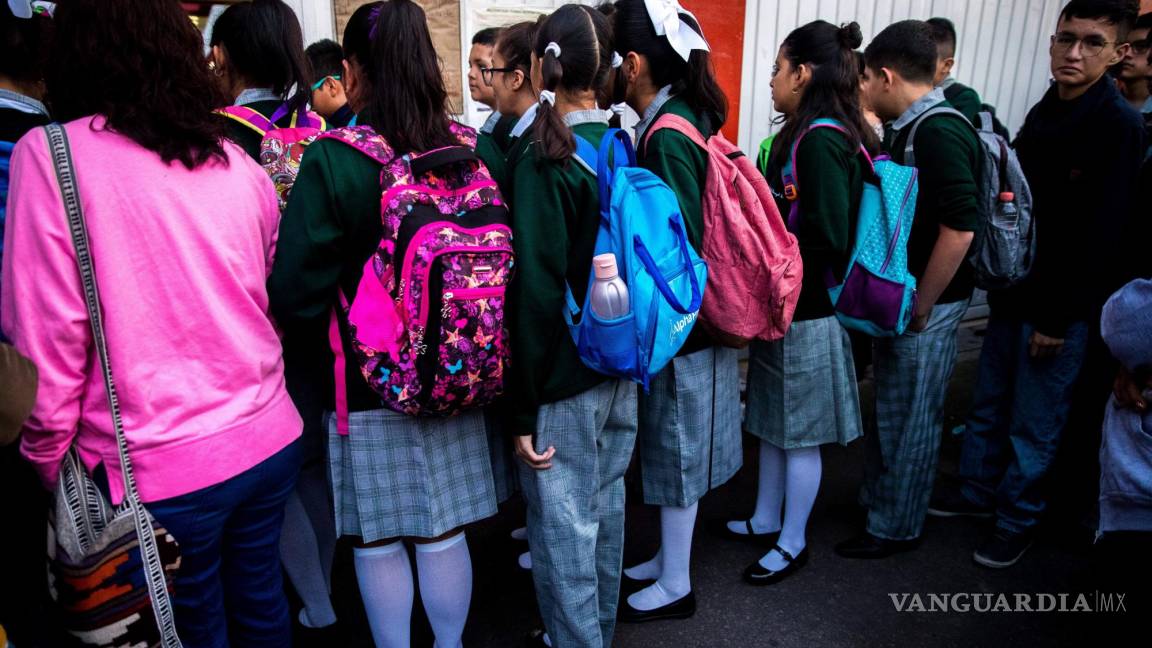 Sonora elimina el uso obligatorio de falda escolar