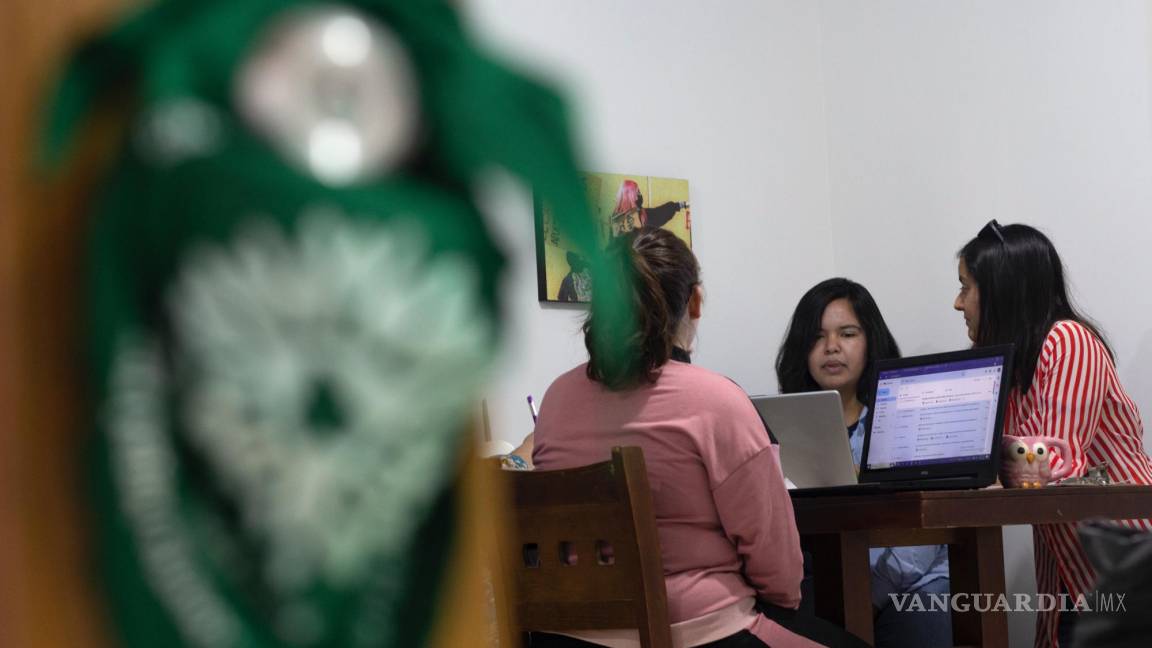Marea Verde Chihuahua, posibilita que mexicanas y estadounidenses reciban asesoría virtual para abortar