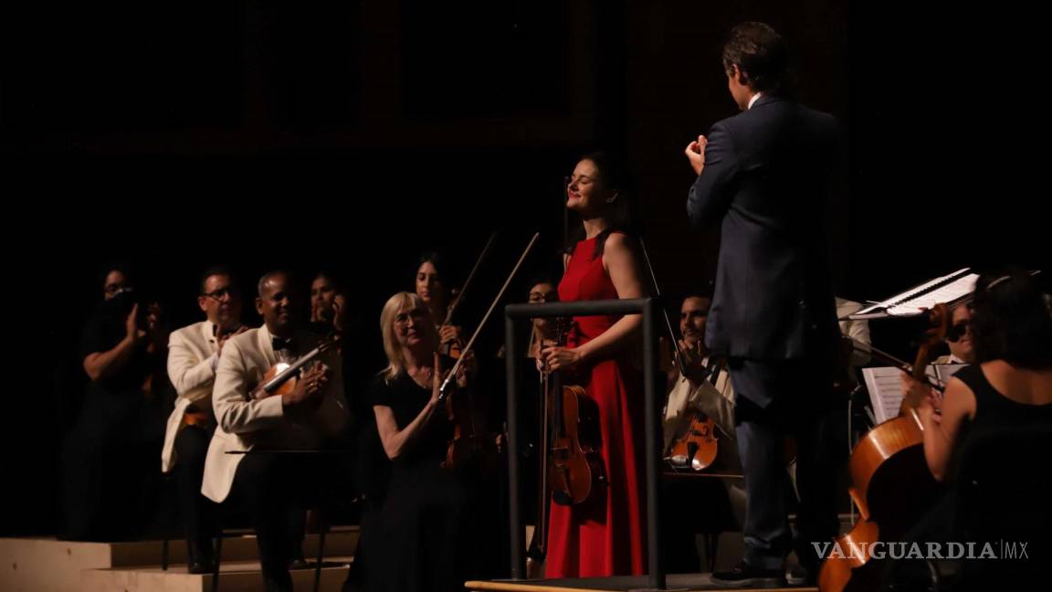 Cristina Cordero impresiona con su maestría de la viola junto a la OFDC