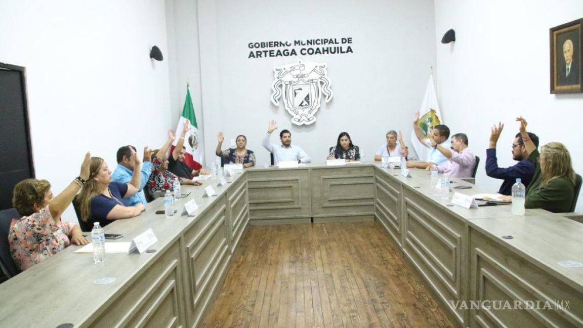 Arteaga busca alianza con Saltillo para administrar el agua