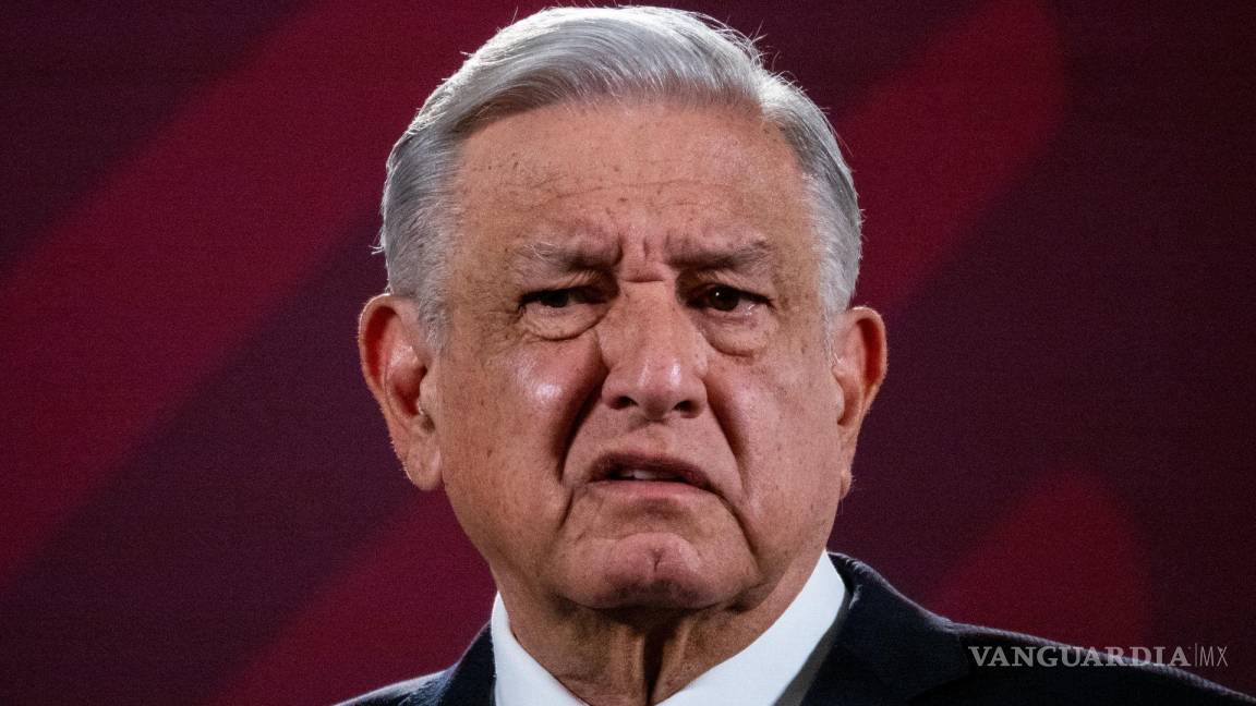 Del ‘nosotros el pueblo’ al ‘lo que pida el señor’; no, AMLO no es el pueblo