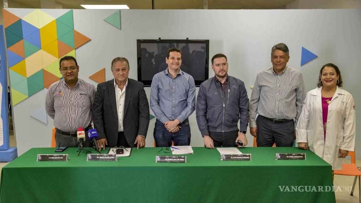 $!Se dio a conocer el evento en una rueda de prensa encabezada por Ramatiz Arellano Trueba, presidente de la Sociedad Astronómica de Saltillo.