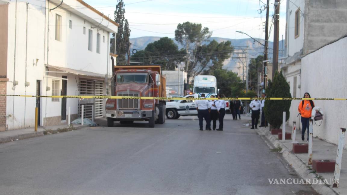 Mata a mujer de 89 años atropellándola; iba a Parque Centro Saltillo