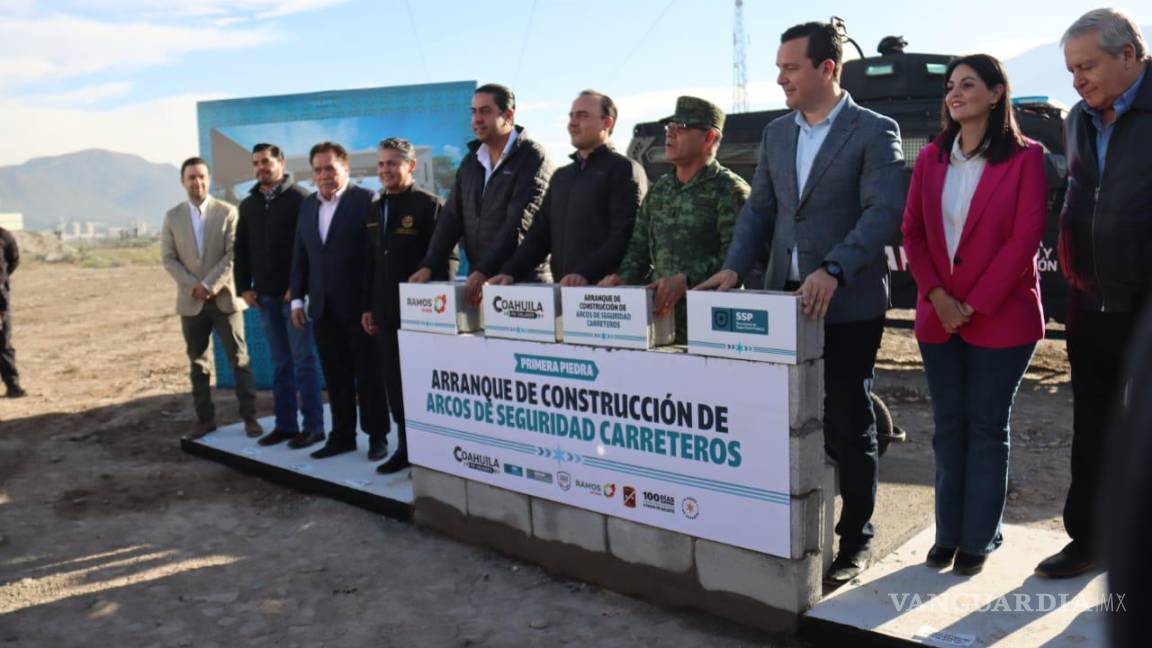Con inversión de 9.2 mdp, construyen arco de seguridad en Ramos Arizpe
