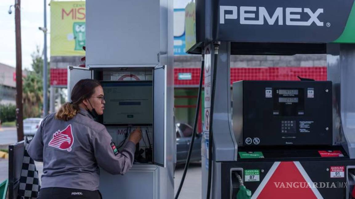 IEPS de gasolinas sigue en desplome, cae a peor nivel en 9 años; 56 mil mdp menos