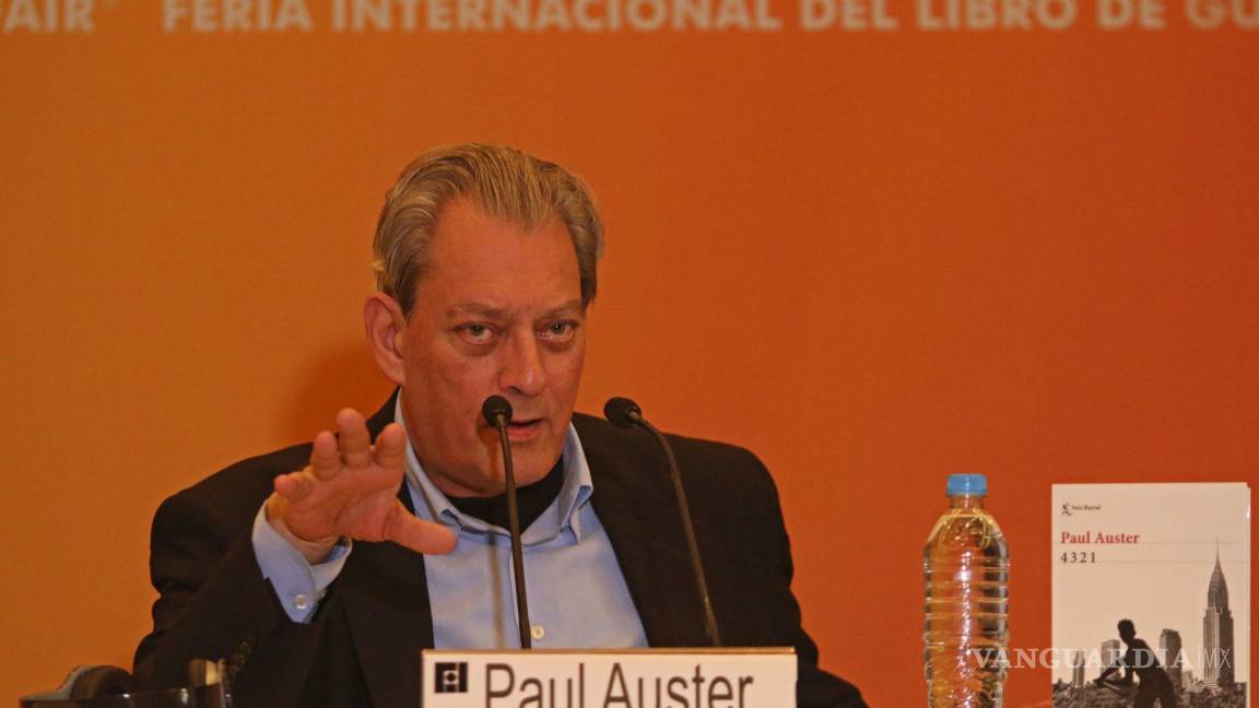$!imagen del 25de noviembre de 2017. El escritor estadounidense Paul Auster, ofreció una conferencia de prensa en el marco de la FIL de Guadalajara.