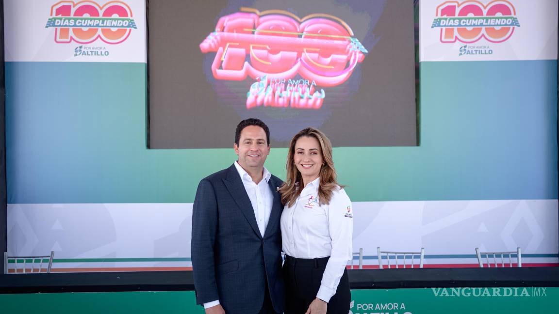 $!Javier Díaz destacó el trabajo del DIF Saltillo, que bajo el liderazgo de Luly López Naranjo, ha llevado servicios de salud y apoyo social a miles de personas en situación vulnerable.