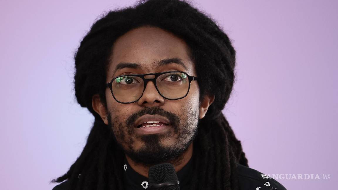 $!El director de cine y activista André Lô Sánchez en la presentación de la Agenda Nacional Contra el Racismo México 2024.