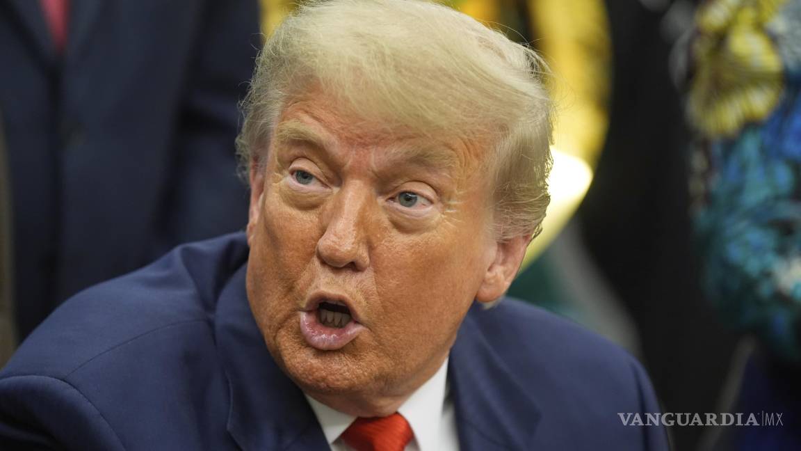 Entre acusaciones con el narco, aparece Trump con la firma visible del poder bruto