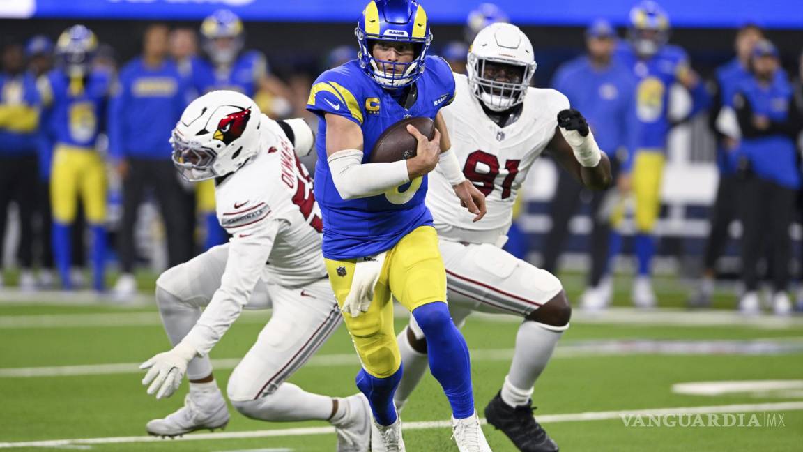 Defensa de los Rams frena a Murray y asegura una apretada victoria sobre los Cardinals