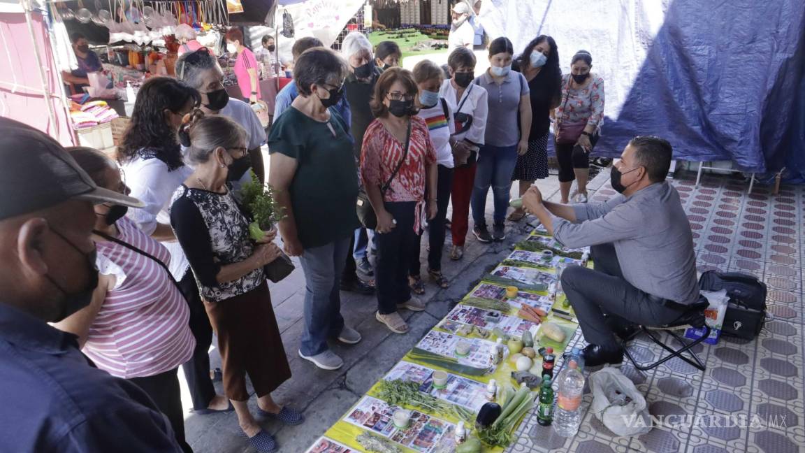 Comerciantes de Saltillo reportan ganancias regulares en Fiesta del Santo Cristo por pandemia e inflación
