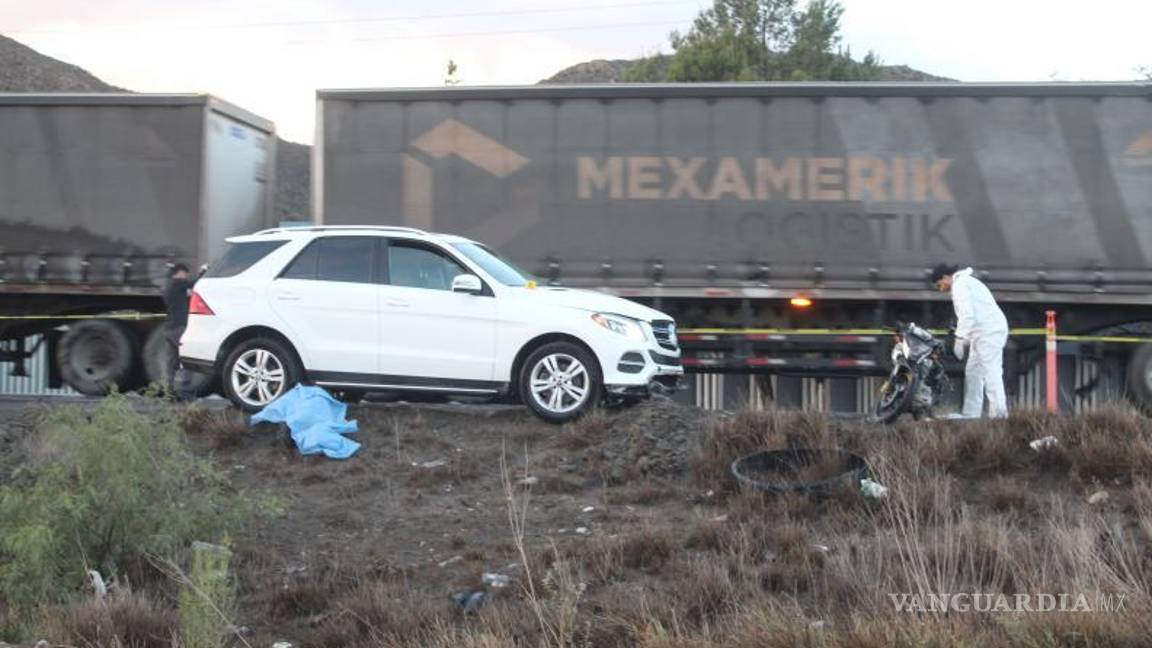 Muere motociclista tras ser embestido por camioneta en la carretera 57