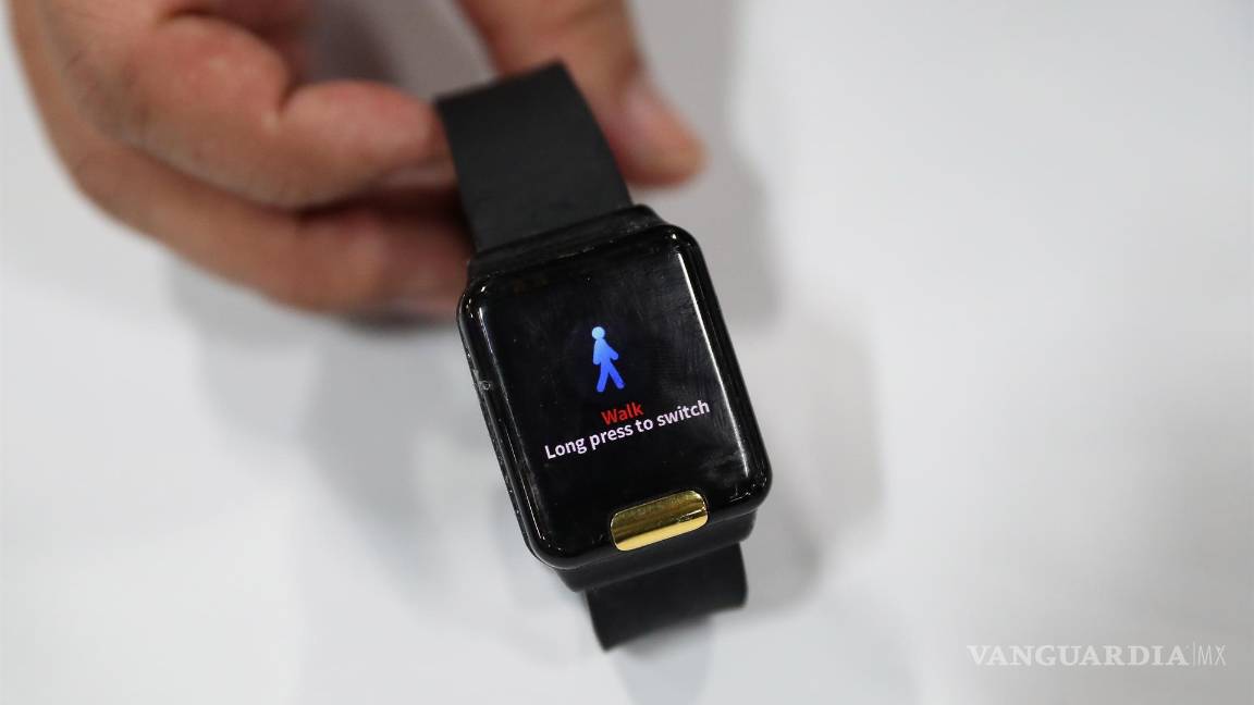 $!El glucómetro portátil de Quantum Operation Inc., un sensor de glucosa en sangre no invasivo. EFE/EPA/Caroline Brehman