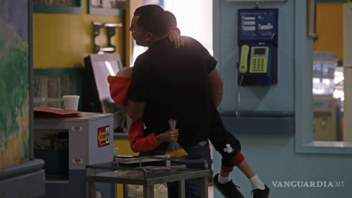 $!En la imagen un niño en tratamiento en el Hospital Civil Nuevo Juan I. Menchaca, luchan para librar la batalla contra el cáncer. Cuartoscuro/Fernando Carranza