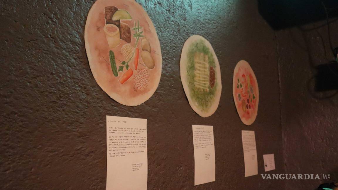 Artistas ‘enchulan’ el Chacho’s Bar con exposición inspirada en la cantina