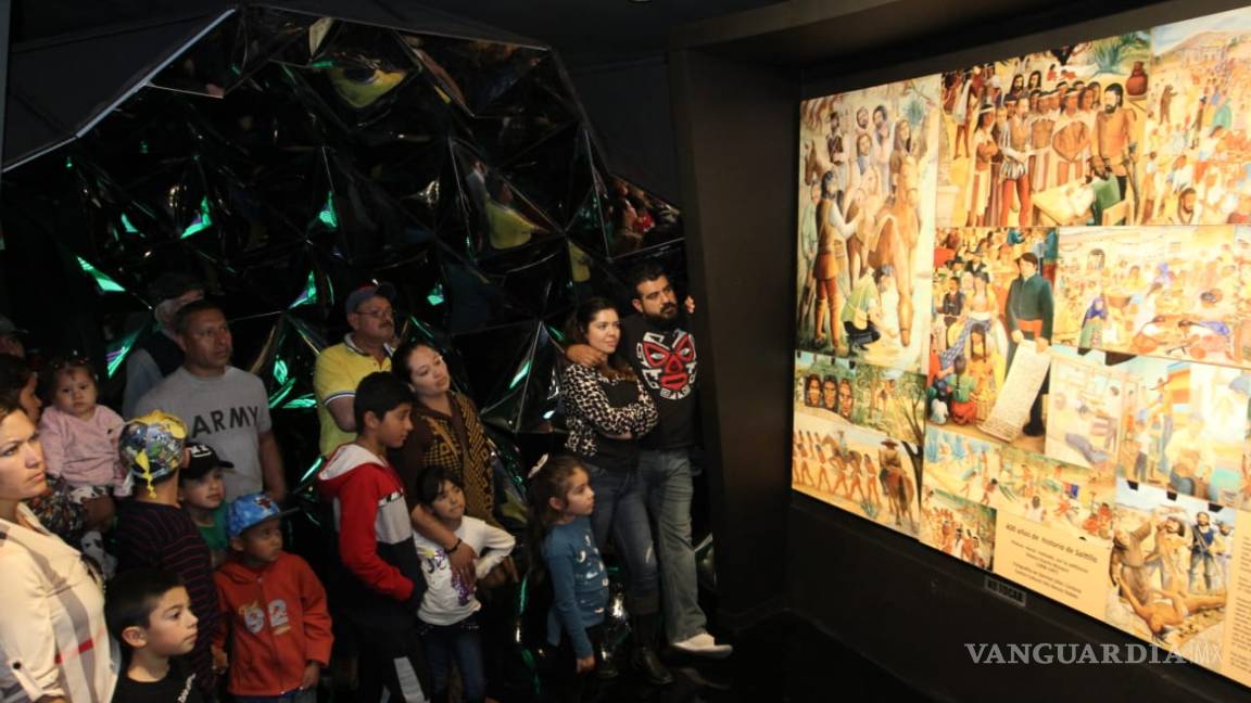 $!A pocas semanas de su inauguración, Mirador de Saltillo atrae a más de 15 mil visitantes