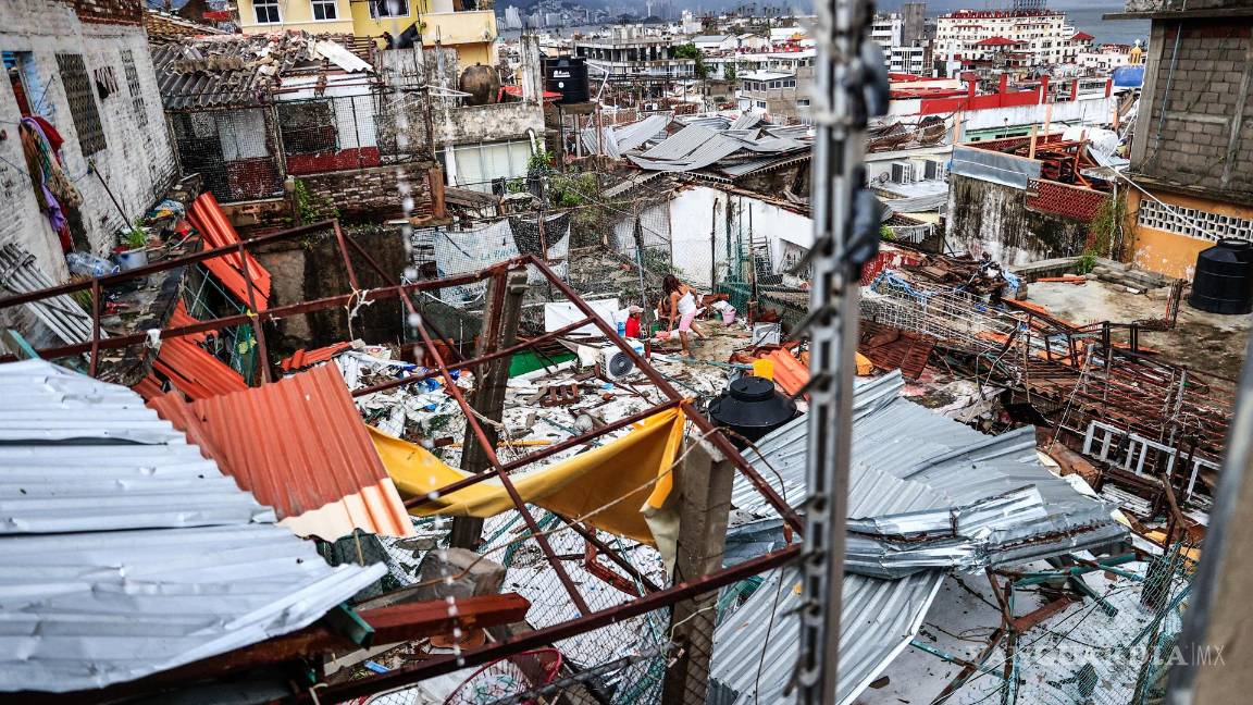$!Fotografía de viviendas afectadas por el huracán Otis en el balneario de Acapulco, en el estado de Guerrero, México.