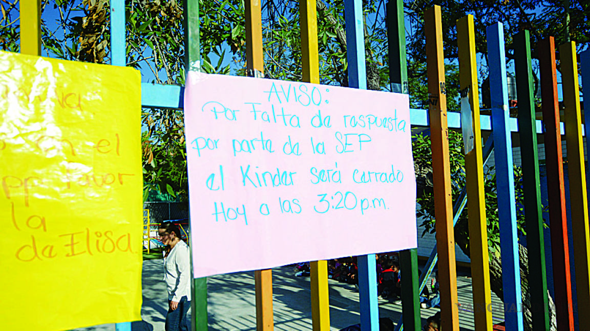 Cierran padres de familia kínder en Saltillo, por plaga de ratas
