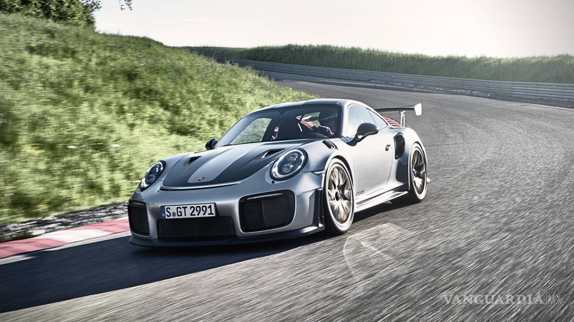 Porsche 911 GT2 RS alcanza los 356 km/h