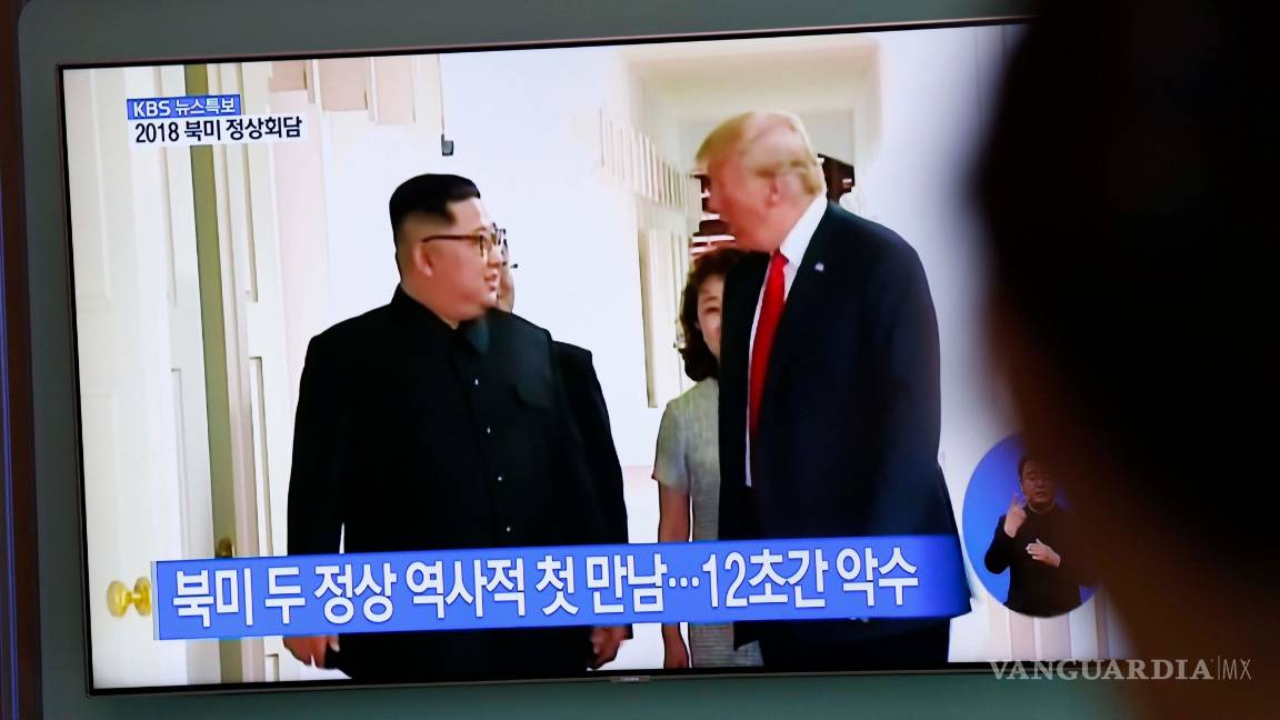$!Donald Trump y Kim Jong Un se reúnen por primera vez