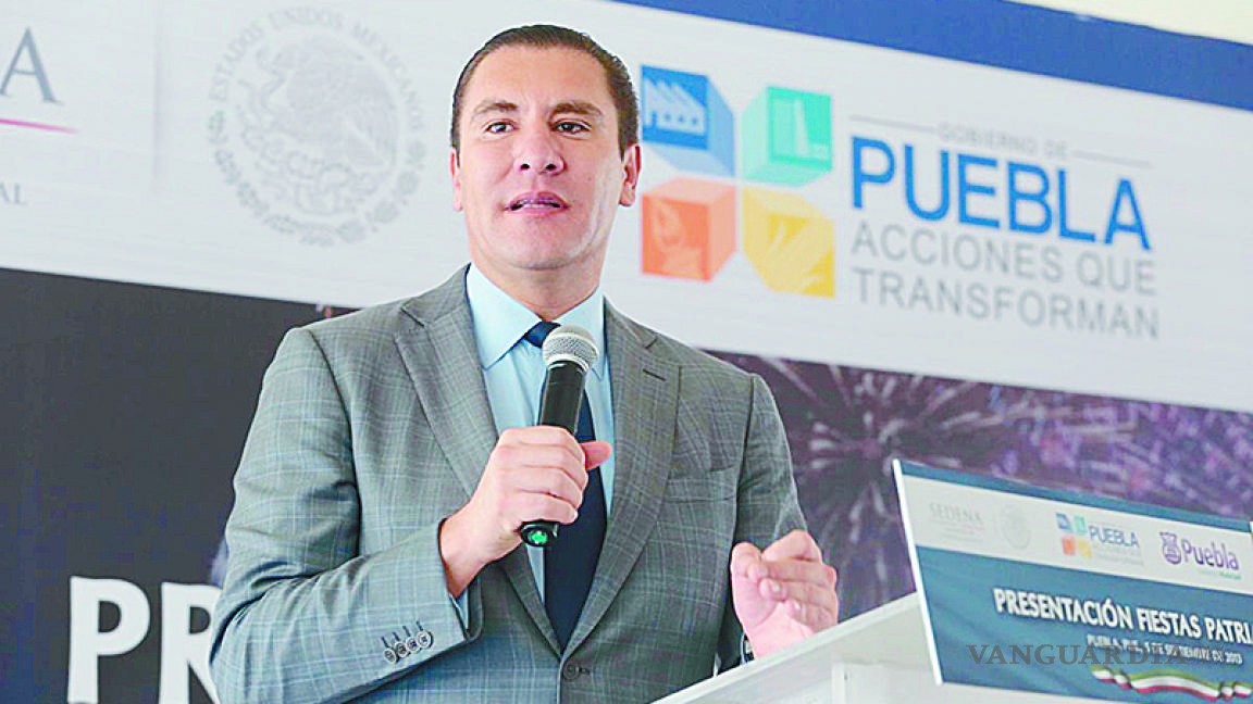 Moreno Valle llama a reunirse a presidenciables