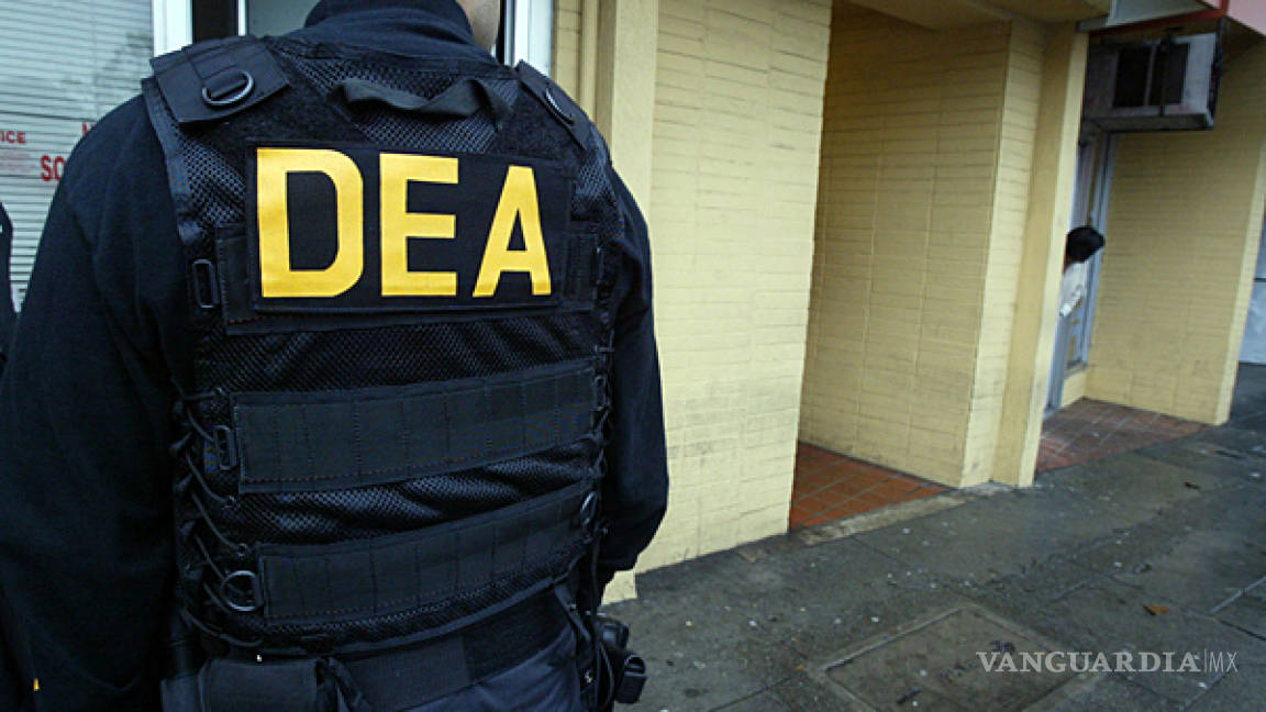 Agente de la DEA es acusado de lavar millones de dólares