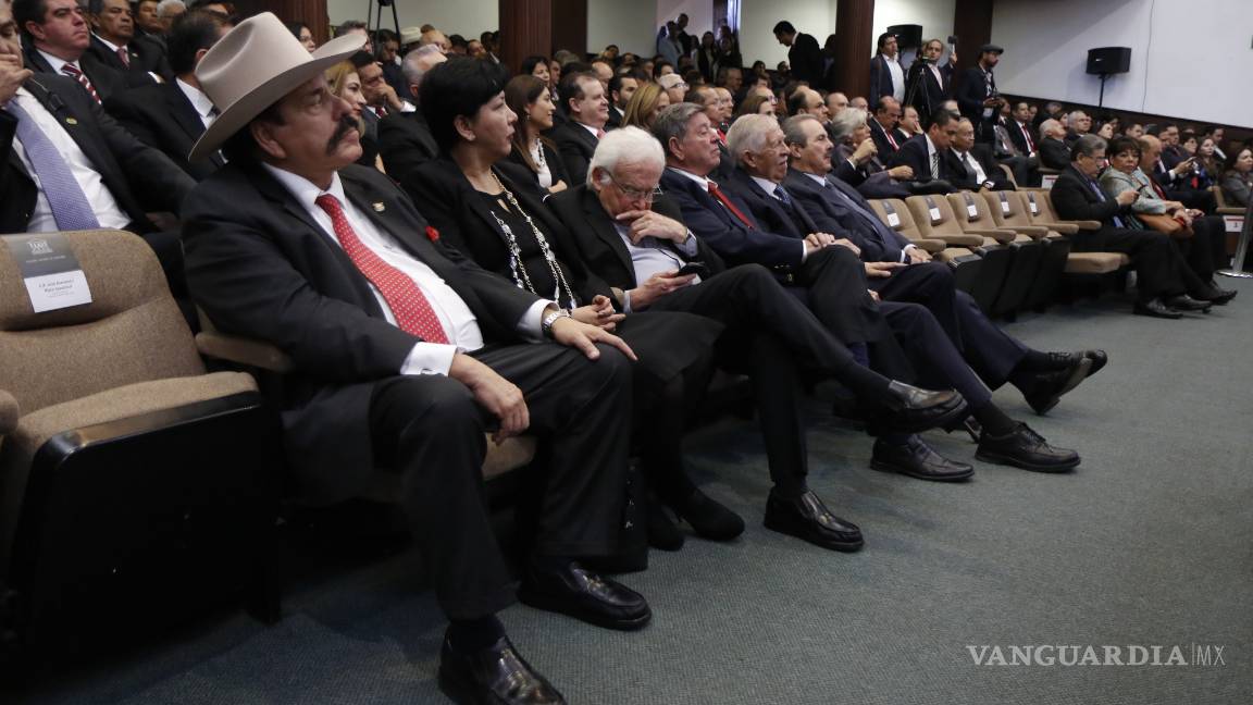 $!Pide gobernador de Coahuila ser creativos en tiempos de austeridad