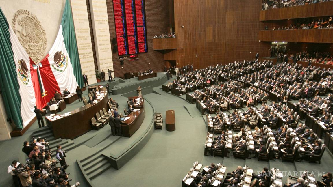 Legisladores cierran filas en torno a Peña Nieto