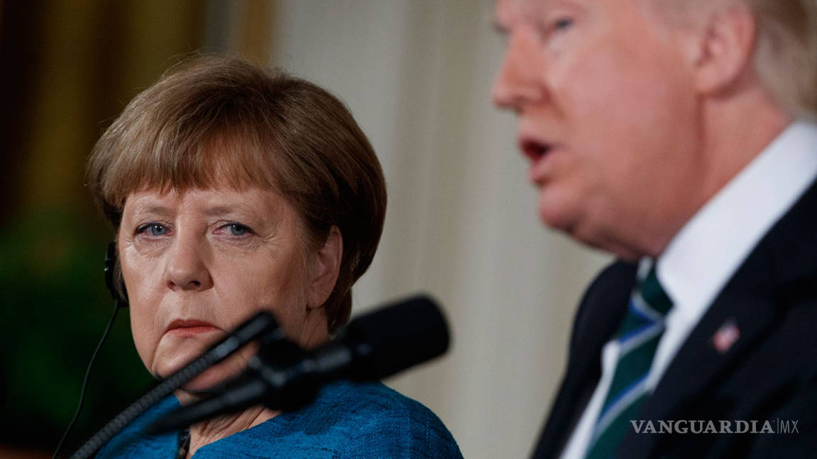 Trump ahora dice que Obama espió sus teléfonos y los de Merkel