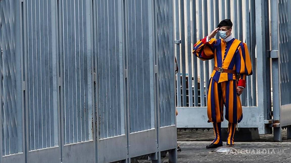 $!Basílica San Pedro es sometida a una inédita desinfección para su reapertura