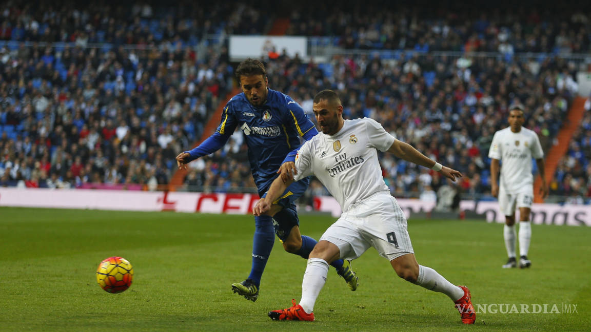 $!Real Madrid recupera la ‘calma’; Benítez, abucheado