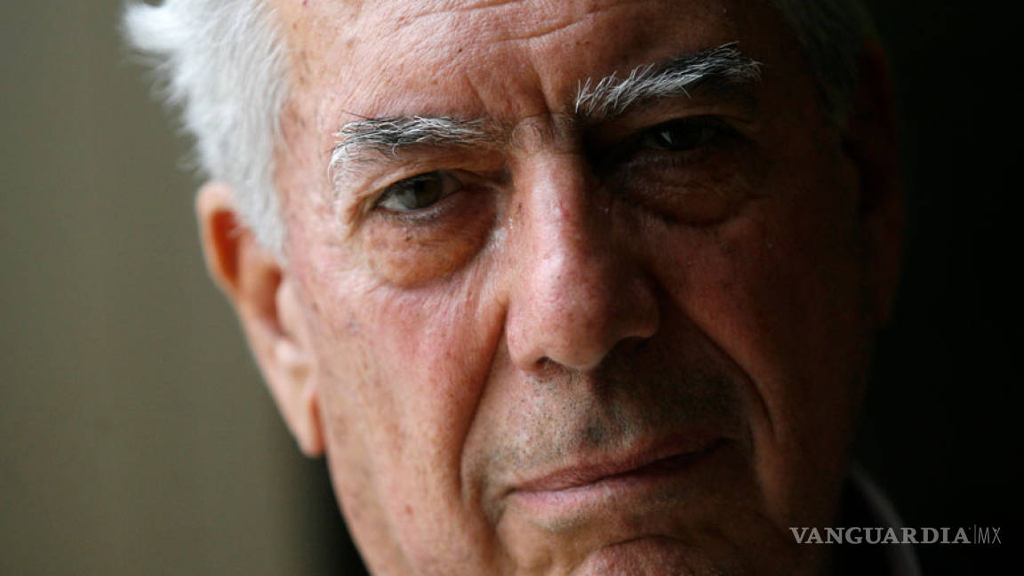 Mario Vargas Llosa gana el premio Rey de España de periodismo