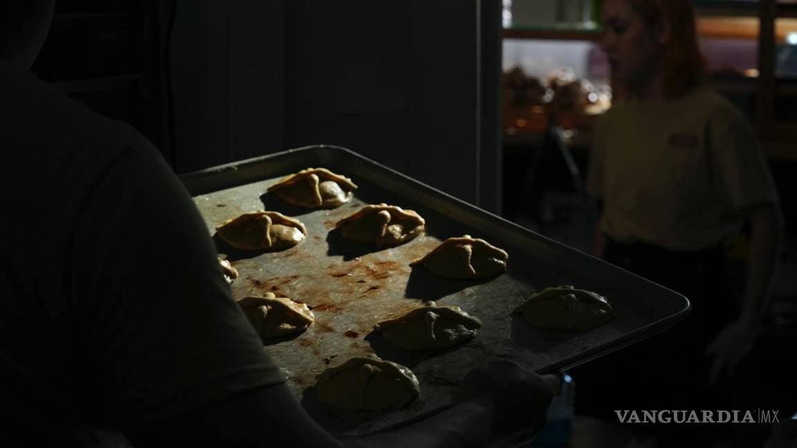 $!Se desconoce la fecha específica en la que surgió, pero el pan de muerto puede entenderse como una fusión de las tradiciones mesoamericana y española.