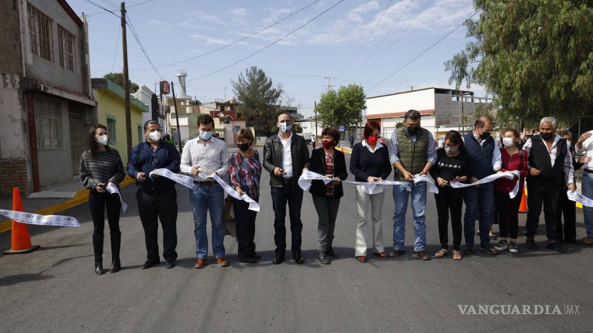 Estrena pavimento la calle Simón Bolívar, en el centro de Saltillo