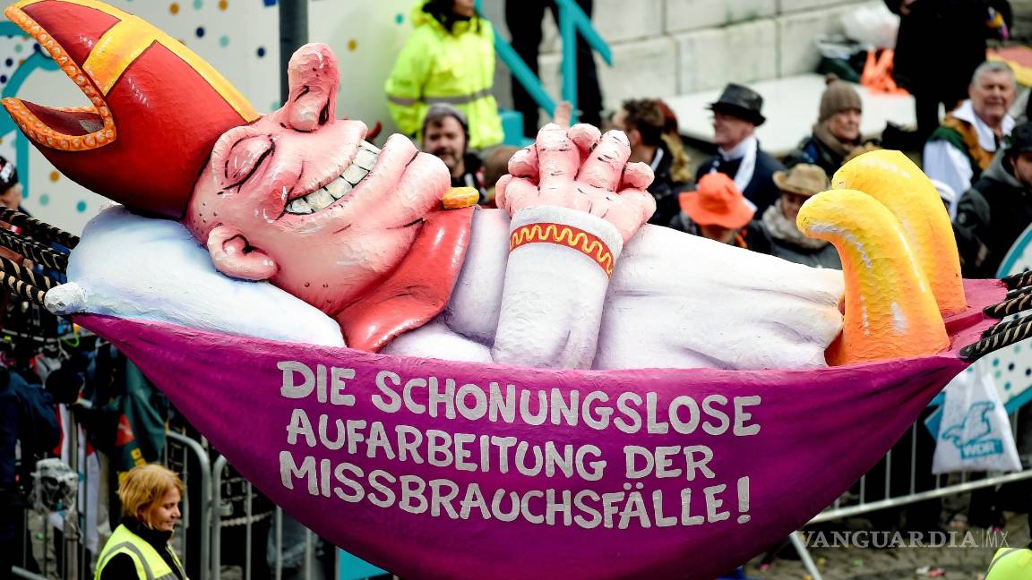 $!Carnaval alemán se burla de los políticos (fotogalería)