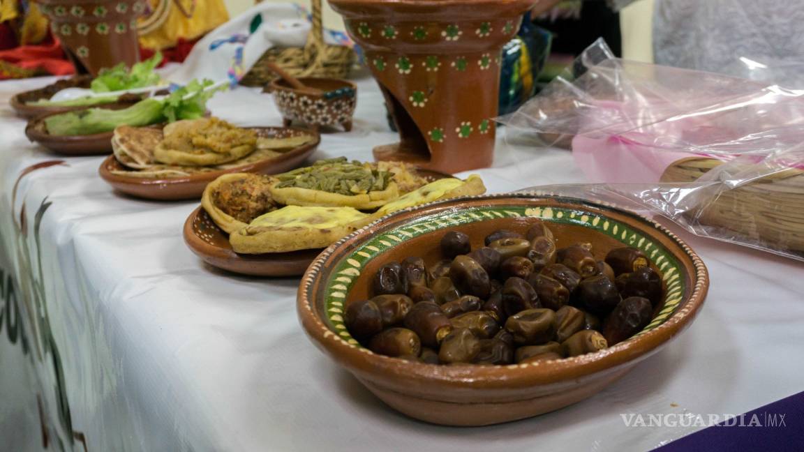 A comer en Arteaga en el Encuentro Estatal de Cocineras Tradicionales