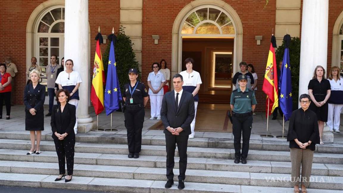 España enmudece en su primer día de luto oficial por los muertos por el COVID-19