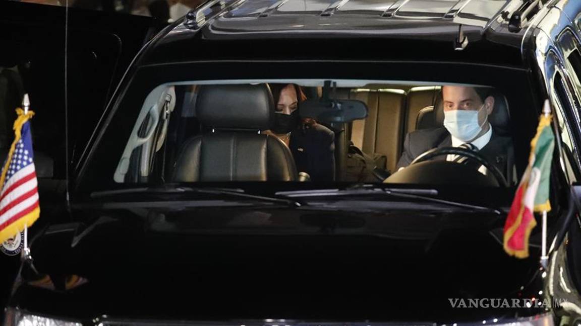 $!Kamala Harris mira a México para frenar migración a EU