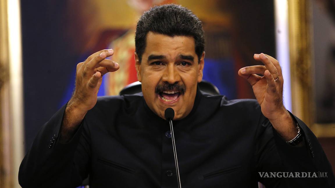Nicolás Maduro califica de ‘ilegal e improvisado’ referendo en su contra