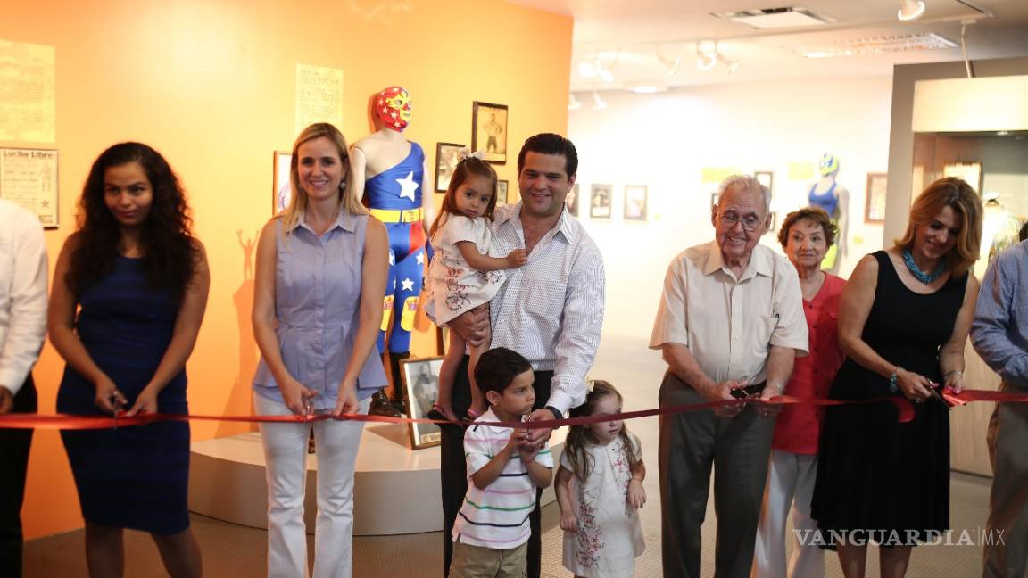 Inauguran expo 'La vida desde el ring' en Guadalupe, Nuevo León