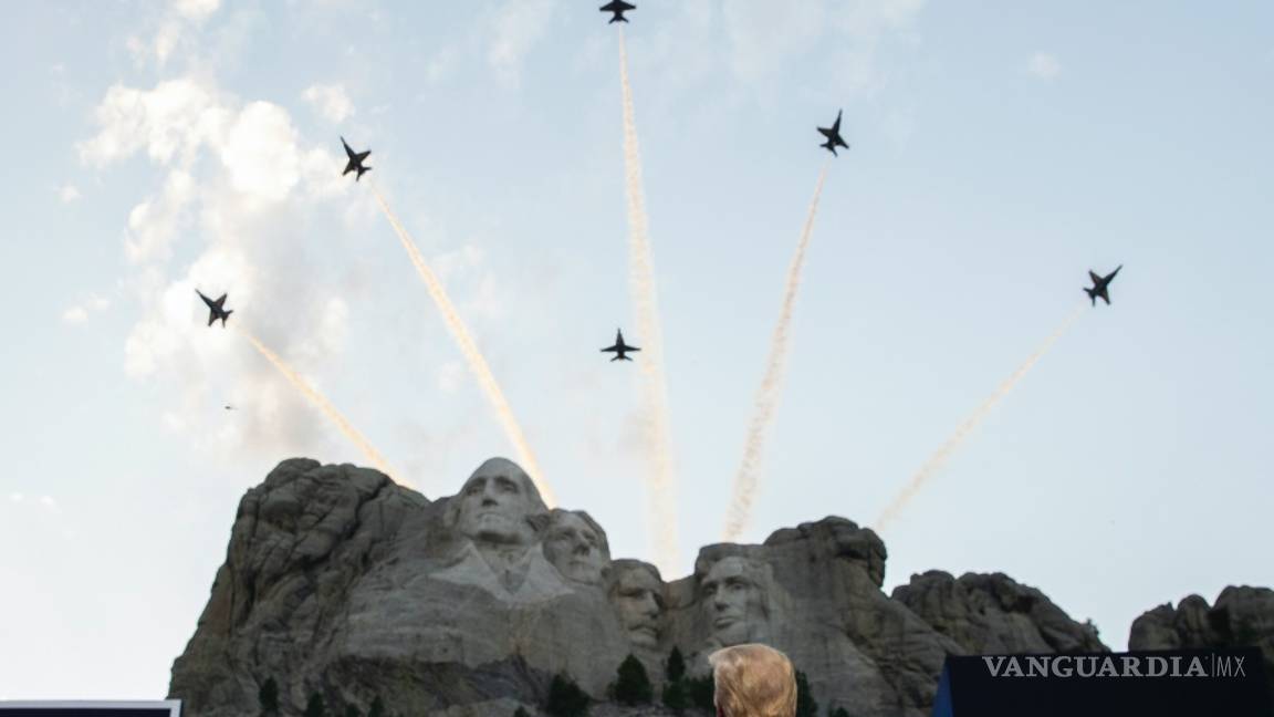 $!Así celebra Donald Trump Trump los festejos del 4 de julio en el Monte Rushmore en plena crisis sanitaria por el COVID-19 en EU (fotos)