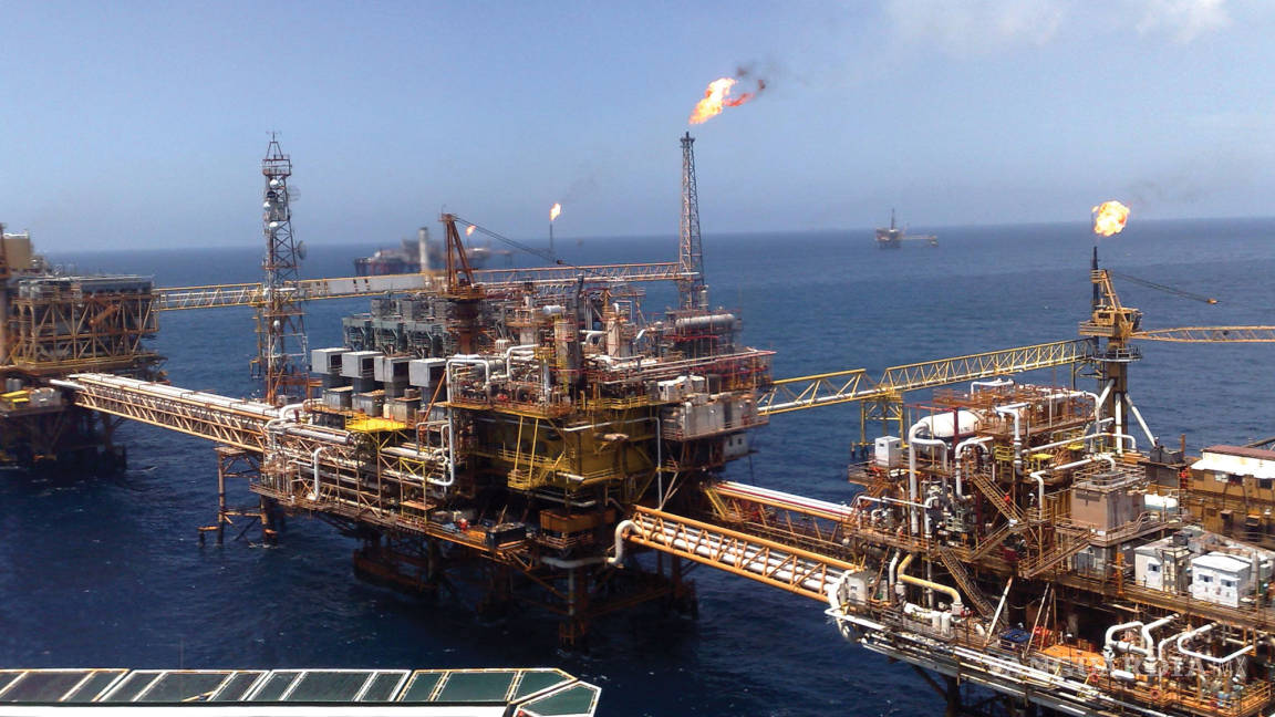 Baja actividad de Pemex afecta el empleo en estados petroleros