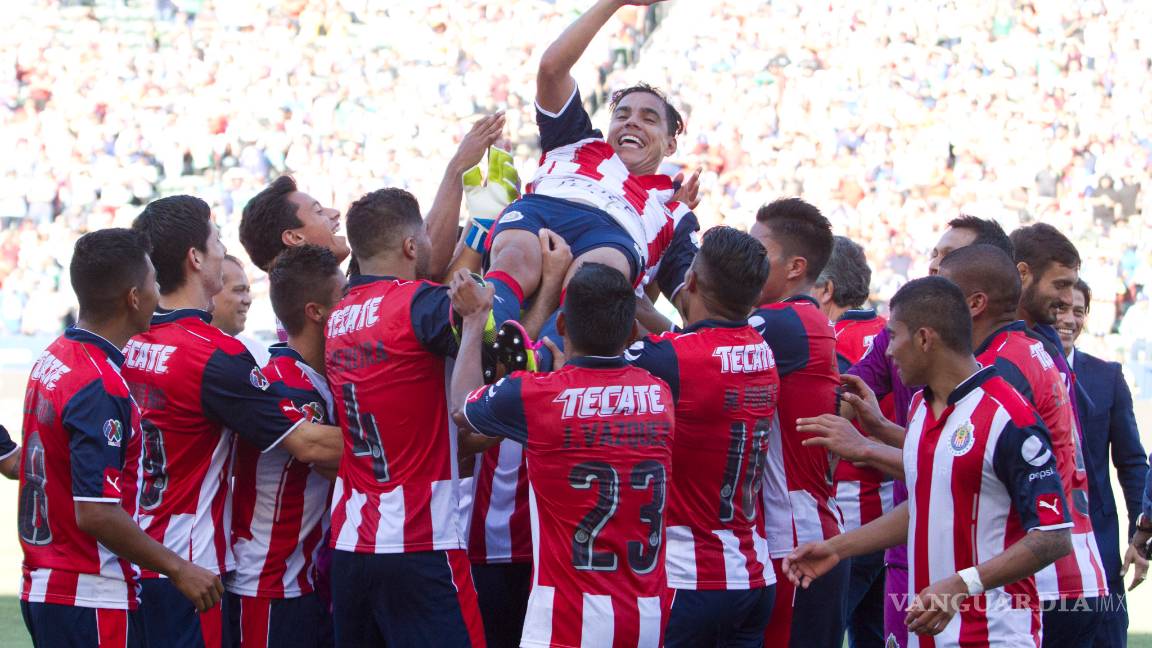 $!Oficial: Bravo se va de las Chivas