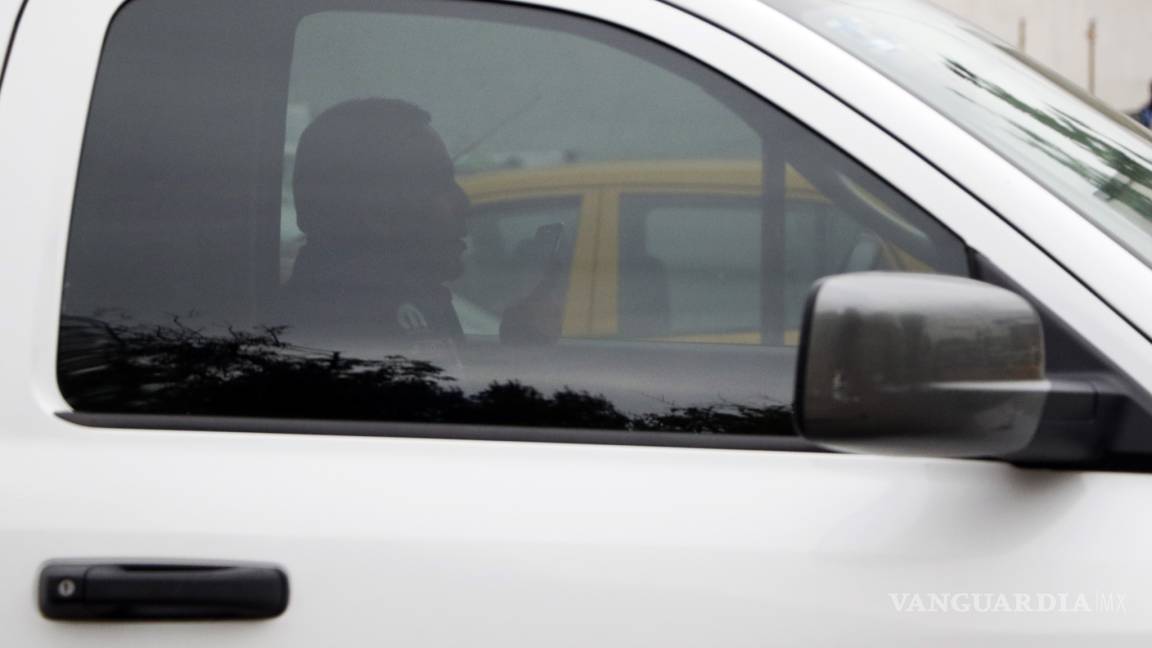 $!Saltillenses se aferran a uso del celular al manejar; multa cuesta 2 mil 418 pesos