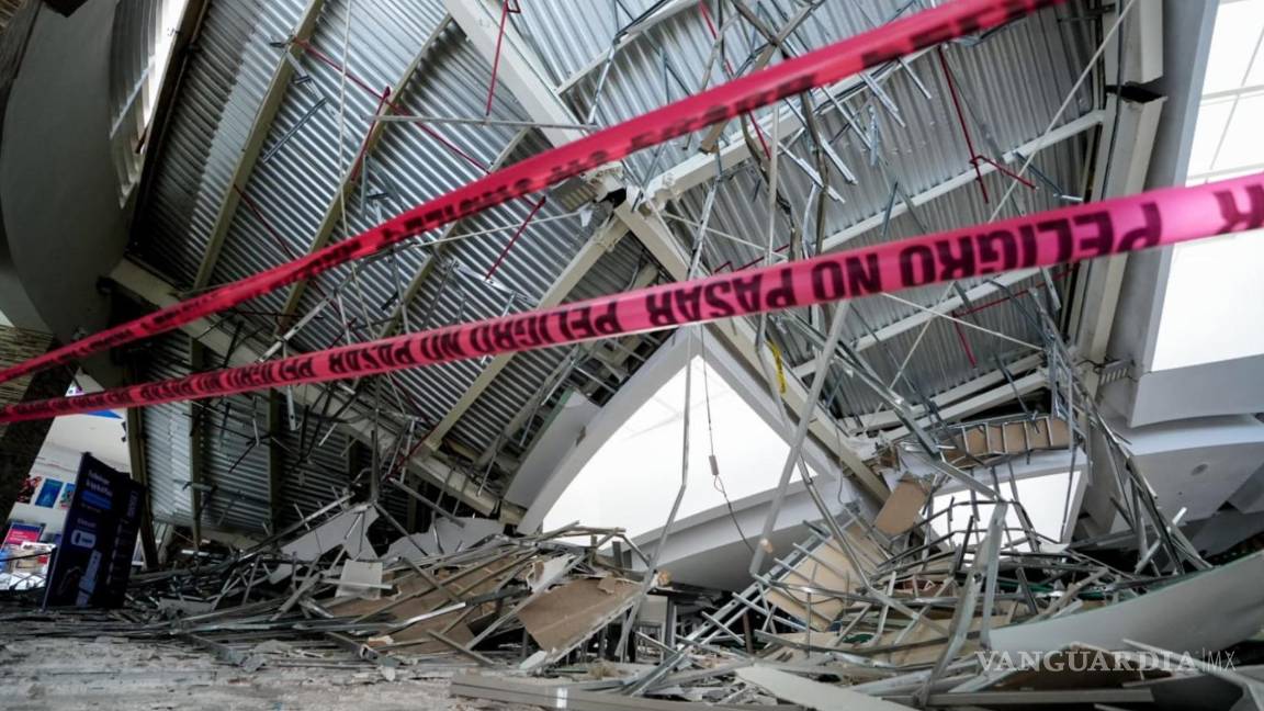 VIDEO | Colapso de techo de centro comercial en Perú deja 8 muertos y más de 80 heridos