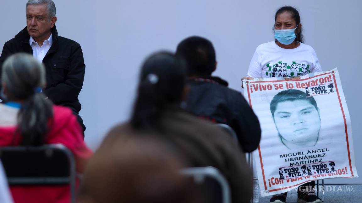 Ligan a ex agente del Ministerio Público con caso Ayotzinapa; ya fue detenida