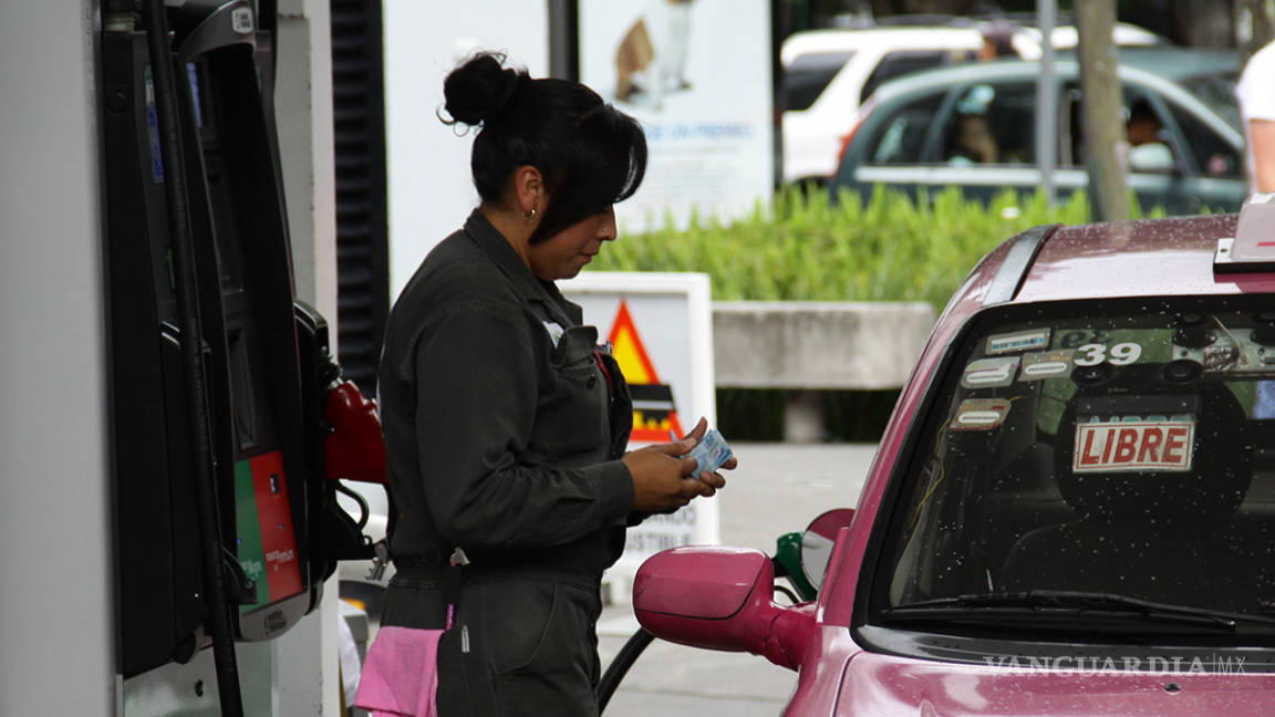 Continúa el desabasto de gasolina en Saltillo